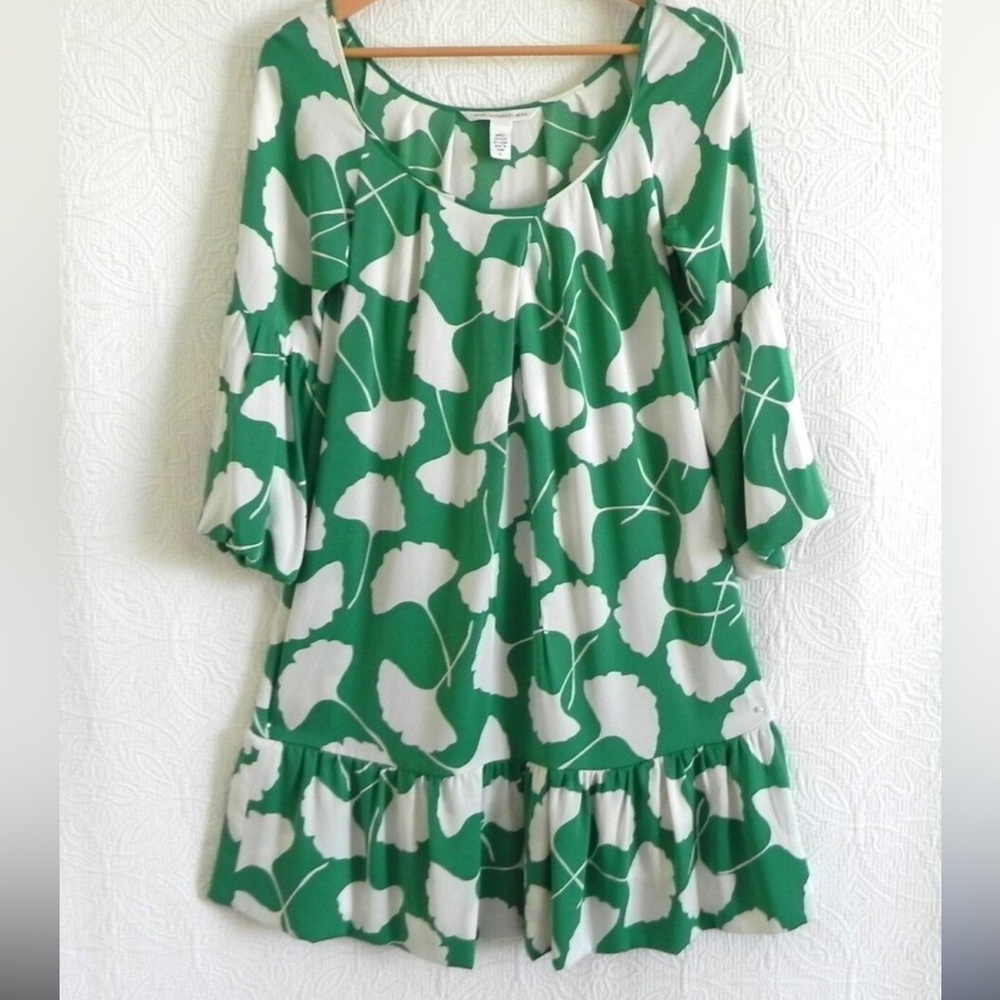 DVF Silk Ginko 3/4 sleeve dress